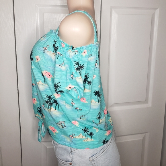 Tropical Cold Shoulder top - Picture 4 of 6